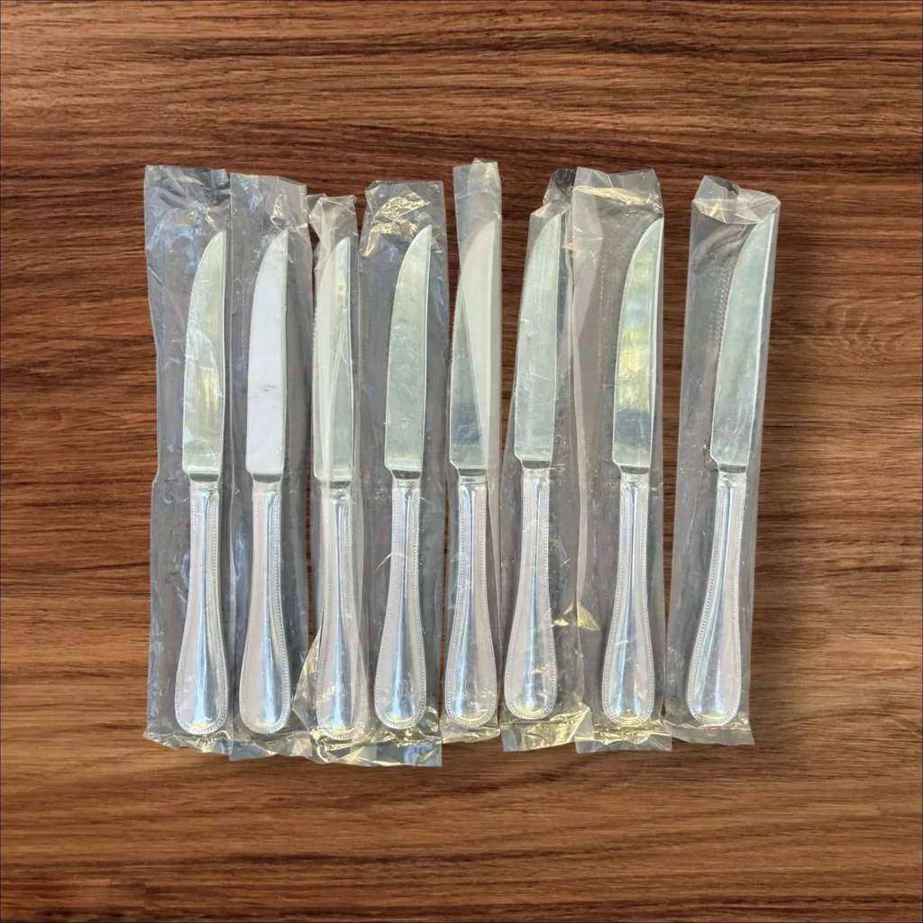 Lenox Portola 8 Steak Knives New